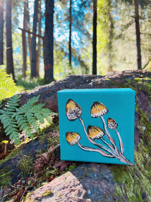 58E4BCDD 920D 458E BF3C E27D2B83E265 600x800 - Girdwood Mini Mushroom Series (9 canvases)